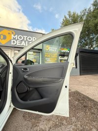 RENAULT ZOE