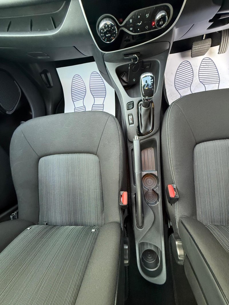 RENAULT ZOE