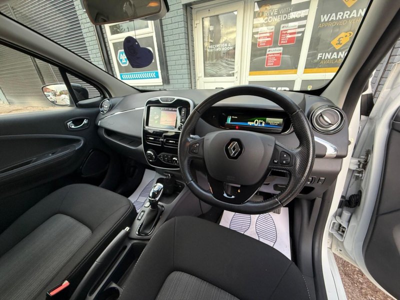 RENAULT ZOE